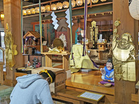 ��O�b����_�Ђ̐_�l�ɕ󂭂����z���I�̋F��̂����A