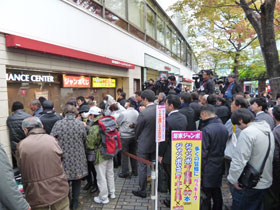 �󂭂������J�n�ő����̂��q����ƃ}�X�R�~�������ɎE�����܂�