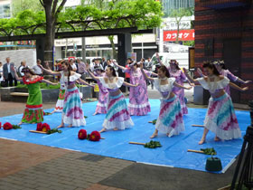 �I�[�v�j���O�C�x���g�̓t���_���X