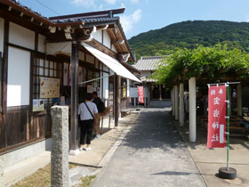 �����̎Q�q�q�œ�����Ă���󓖐_�Ђ̋���